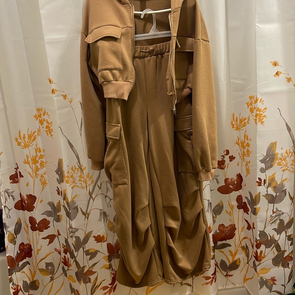 Neutral Sweatsuit - Picture 2 of 3